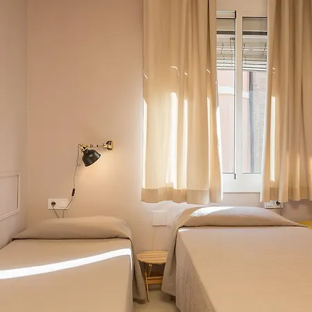 Aparteasy - Plaza Espana & Fira